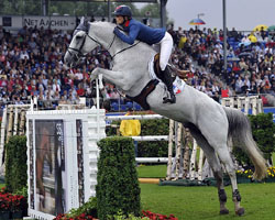 Penelope Leprevost und Mylord Carthago verhalfen der französischen Equipe zum Sieg im Nationenpreis von Aachen. Foto: Kit Houghton.