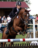 Jenny Altmann gewann auf Aladin das Stilspringen Klasse A. Foto: Lohrmann
