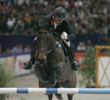 Steffen Buchheim und Lavingon gewannen das erste Finale der GERMAN HORSE Pellets Tour in Leipzig. Foto: Wego