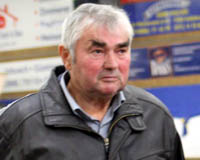 Manfred Goerke erhielt auf der MeLa anlässlich des Landesbauerntages aus den Händen des Landwirtschaftsministers Dr. Till Backhaus den Landestierzuchtpreis 2011. Foto: Wego