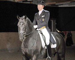 Der Druck war riesig und wurde nach dem Startverzicht in Hagen sicher noch größer. Doch Matthias Alexander Rath hielt dem Druck in München stand und gewann den Grand Prix mit 76,78 Prozent. Foto: Beelitz