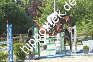 2024-06-26: Miss Killy  bei Reitturnier in Neu Benthen