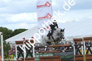 2024-07-07: Lotta  bei Reitturnier in Dersekow