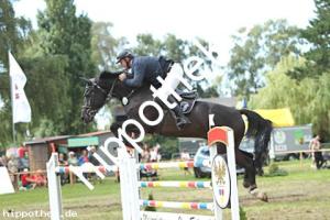 2024-07-28: Carl Christian  bei Reitturnier in Blowatz