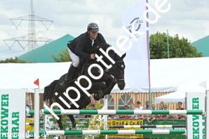 2025-07-06: Carl Christian  bei Reitturnier in Dersekow